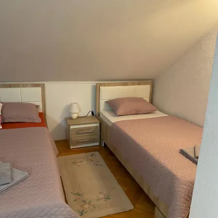 شقة White House 9