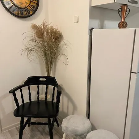 White House 9 * بيهاتش